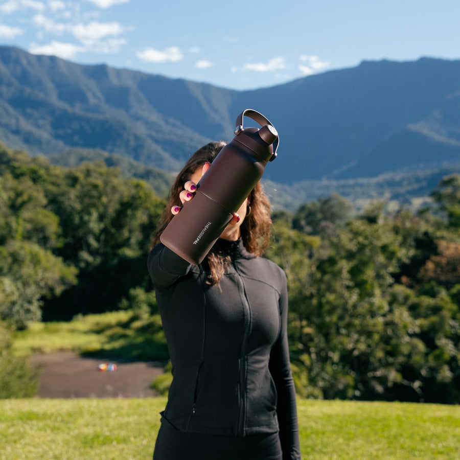 Insulated Bottle 1L in Chocolate